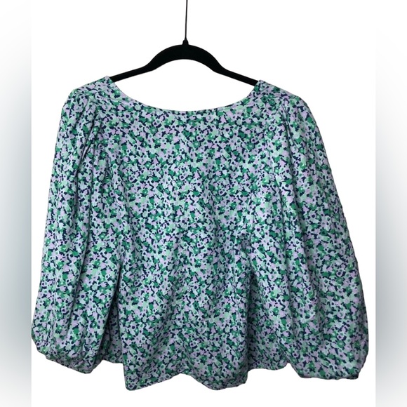 A New Day Floral Puff Sleeve V-Neck Top Size Medium - Picture 7 of 9